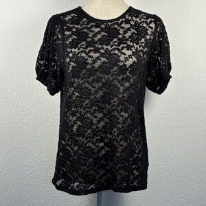 Torrid Black Sheer Lace Floral Puff Sleeve Top Size 00